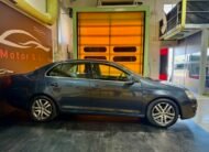 VOLKSWAGEN JETTA 1.6 FSi Advance