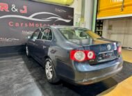 VOLKSWAGEN JETTA 1.6 FSi Advance