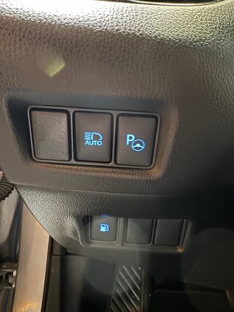 TOYOTA C-HR 1.8 DYNAMIC PLUS