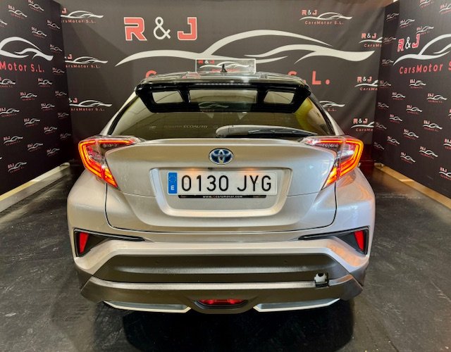 TOYOTA C-HR 1.8 DYNAMIC PLUS