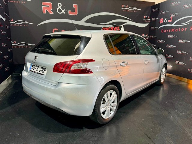 PEUGEOT 308 1.6 HDI STYLE