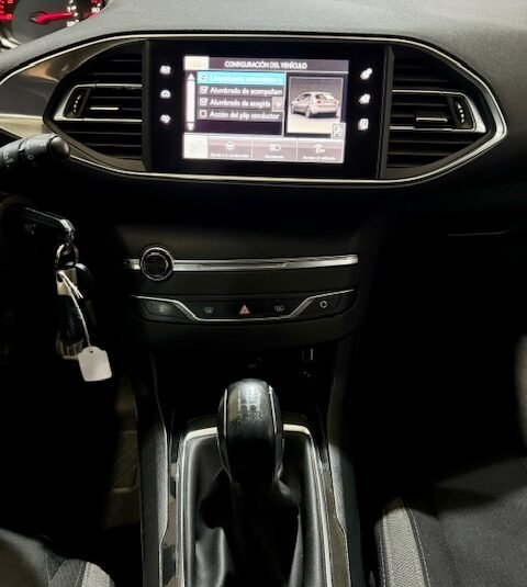 PEUGEOT 308 1.6 HDI STYLE