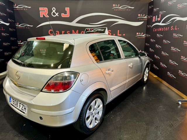 OPEL Astra 1.7 CDTI COSMO