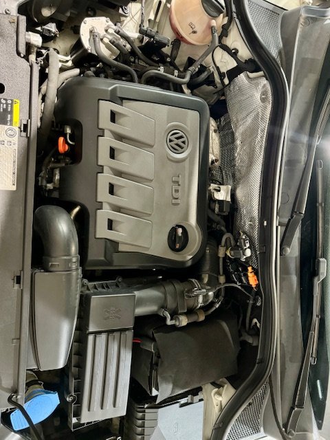 VOLKSWAGEN TIGUAN 2.0 TDI R-LINE