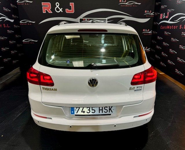 VOLKSWAGEN TIGUAN 2.0 TDI R-LINE