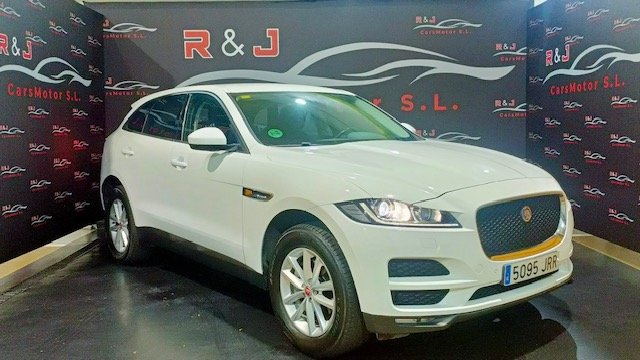 JAGUAR F-PACE 2.0 PURE