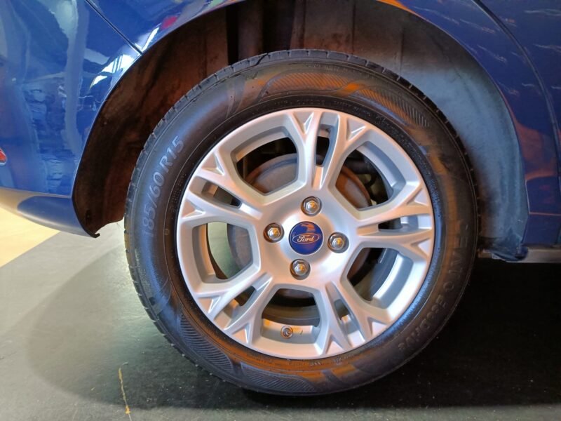 FORD B-MAX 1.6 Tdci Titanium