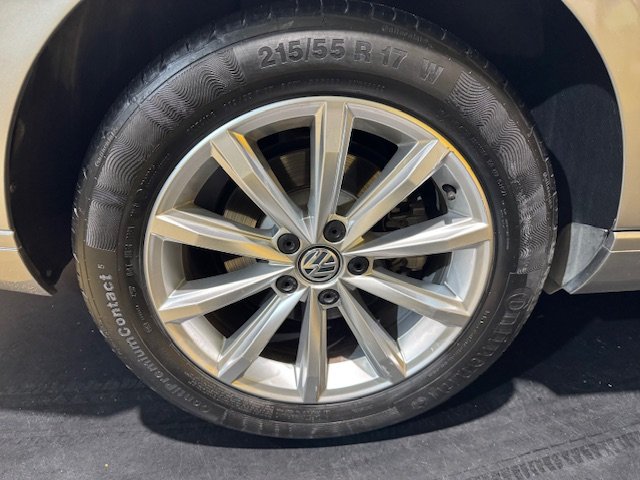 VOLKSWAGEN PASSAT 1.4 TSi ADVANCE