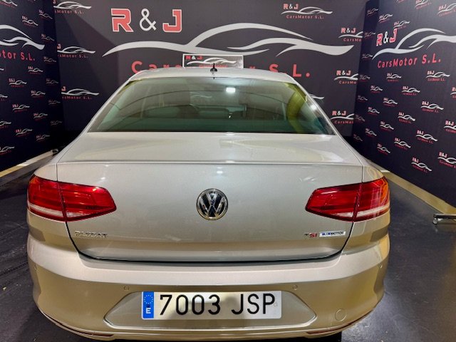 VOLKSWAGEN PASSAT 1.4 TSi ADVANCE