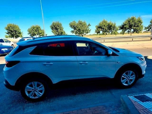 OPEL GRANDLAND X 1.2 Turbo Selective