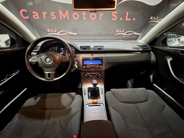 VOLKSWAGEN PASSAT 2.0 EDITION PLUS