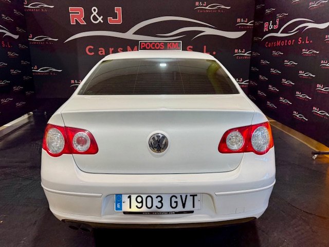 VOLKSWAGEN PASSAT 2.0 EDITION PLUS