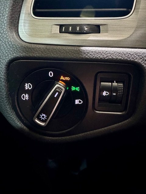 VOLKSWAGEN GOLF VII 1.6 ADVANCE