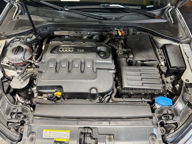 AUDI A3 1.6 TDi ATTRACTION