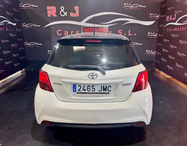 TOYOTA YARIS 1.3 FEEL