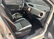 TOYOTA YARIS 1.3 FEEL