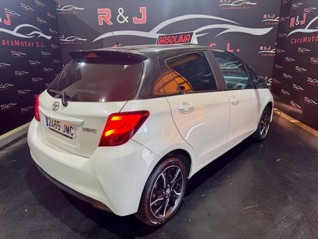 TOYOTA YARIS 1.3 FEEL