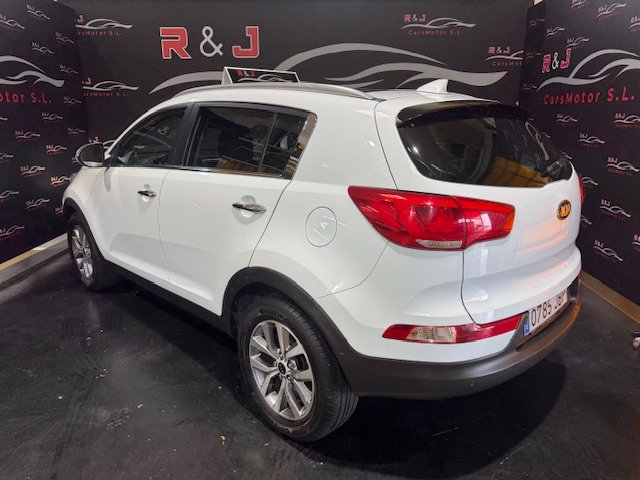 KIA SPORTAGE 1.6 GDI DRIVE