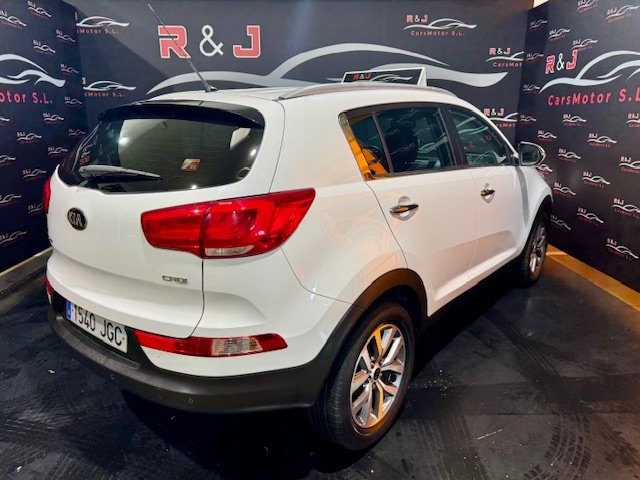 KIA SPORTAGE 1.7 CRDI DRIVE