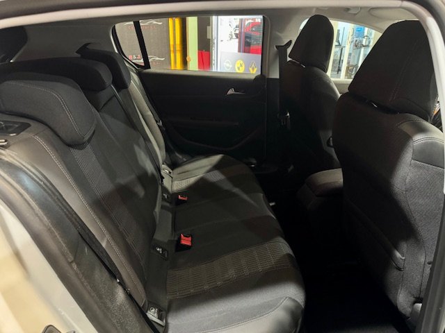 PEUGEOT 308 1.5 HDi Allure
