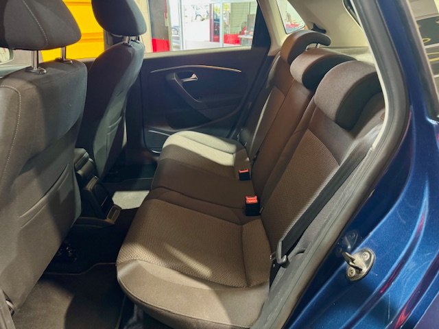 VOLKSWAGEN POLO 1.2 TSi Sport