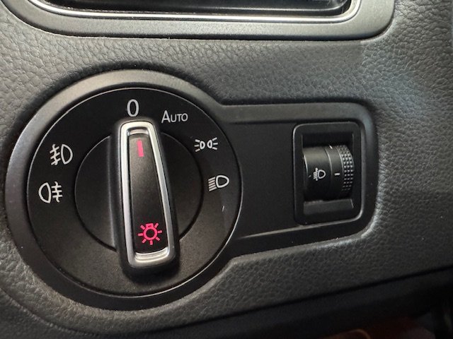 VOLKSWAGEN POLO 1.2 TSi Sport
