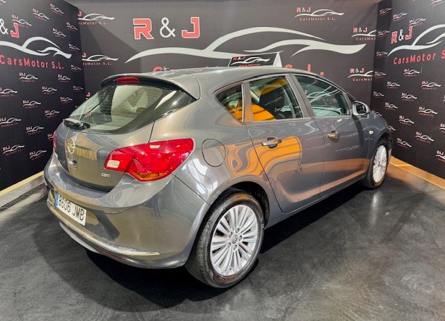 OPEL ASTRA 1.6 CDTi SELECTIVE