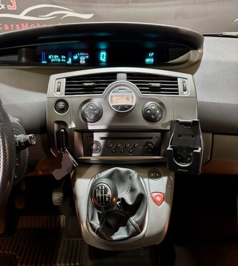 RENAULT GRAND SCENIC 1.9 DCI DYNAMIC