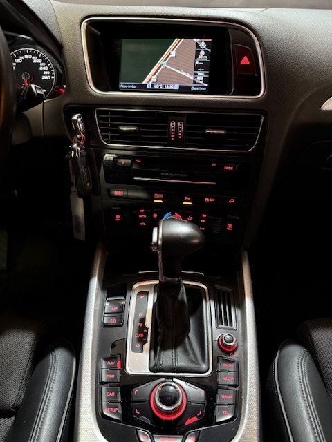 AUDI Q5 2.0 TDi Advanced