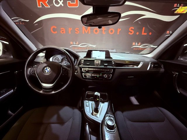 BMW SERIE 1 118i