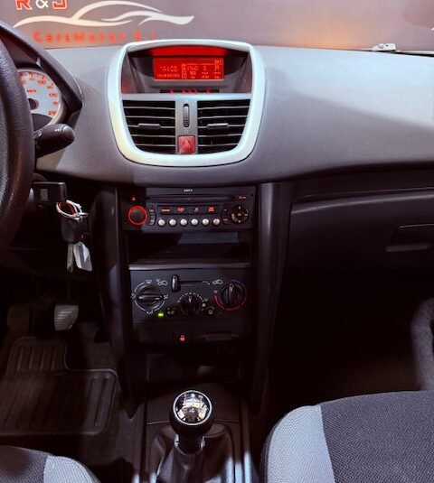 PEUGEOT 207 1.4 CONFORD