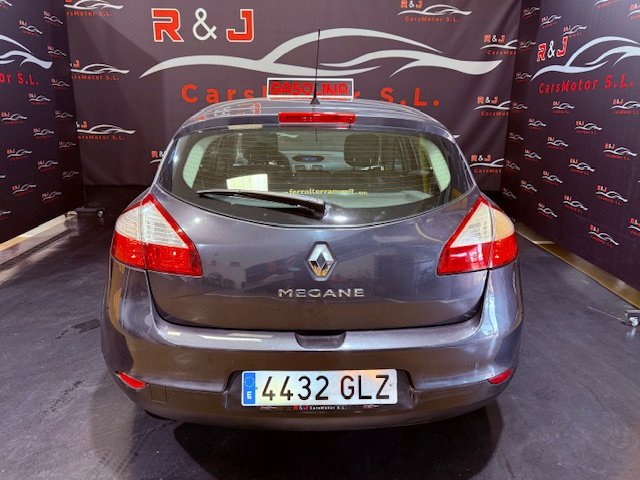 RENAULT MEGANE 1.6 DYNAMIC