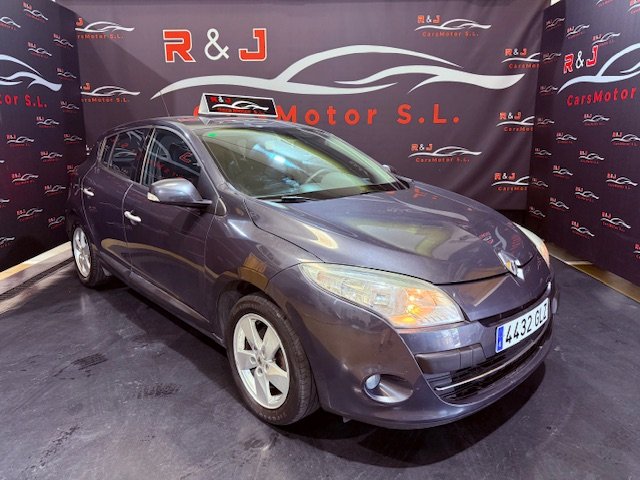 RENAULT MEGANE 1.6 DYNAMIC