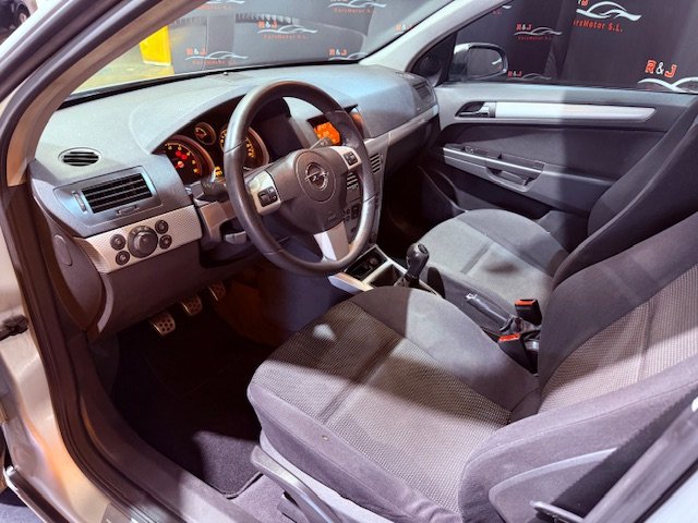 OPEL ASTRA 1.6 SPORT