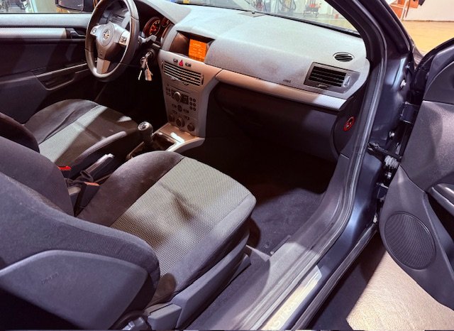 OPEL ASTRA GTC 1.6 SPORT