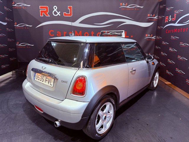 MINI ONE 1.6 ONE