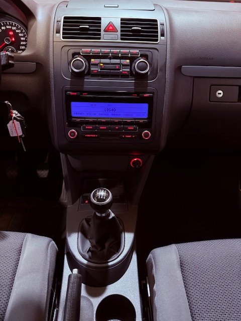 VOLKSWAGEN TOURAN 1.6 TDI EDITION