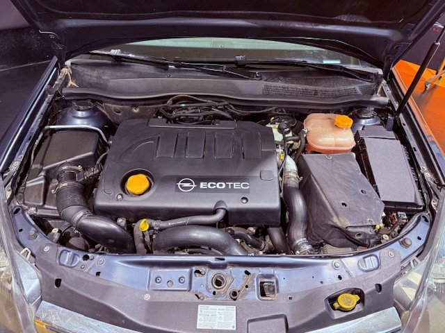 OPEL ASTRA 1.9 CDTi Enjoy