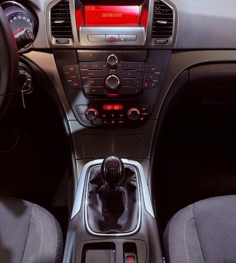 OPEL INSIGNIA 2.0 EDITION