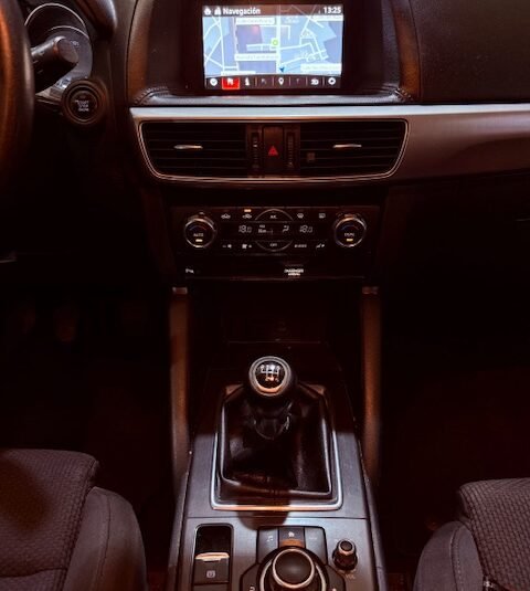 MAZDA CX-5 2.2 LUXURY