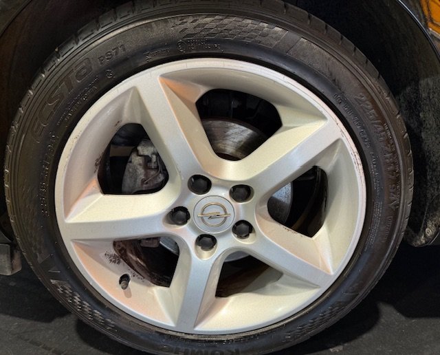 OPEL ASTRA GTC 1.6 SPORT