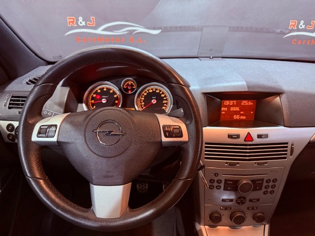 OPEL ASTRA GTC 1.6 SPORT