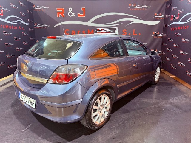 OPEL ASTRA GTC 1.6 COSMOS