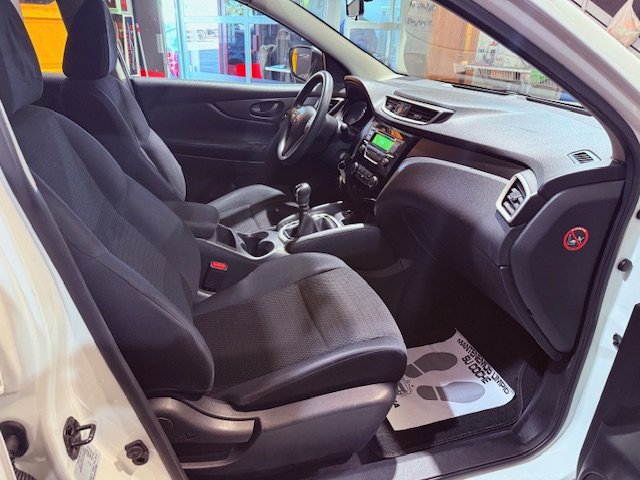 NISSAN QASHQAI 1.2 DIGT