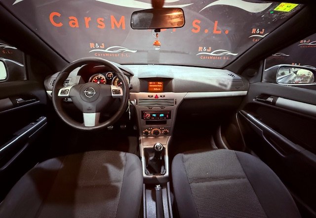 OPEL ASTRA GTC 1.6 SPORT