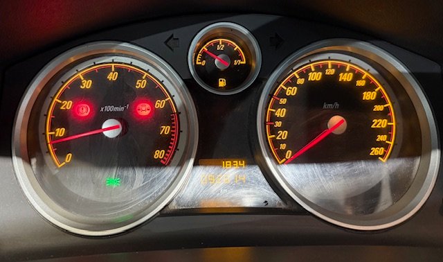 OPEL ASTRA GTC 1.6 SPORT