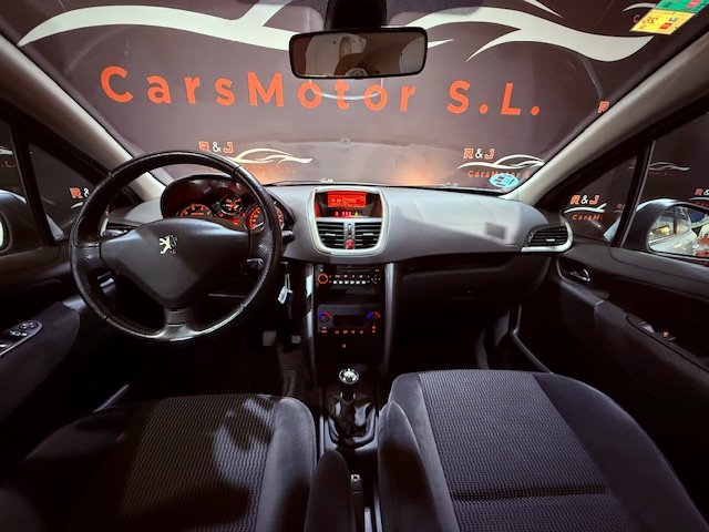 PEUGEOT 207 XT PACK