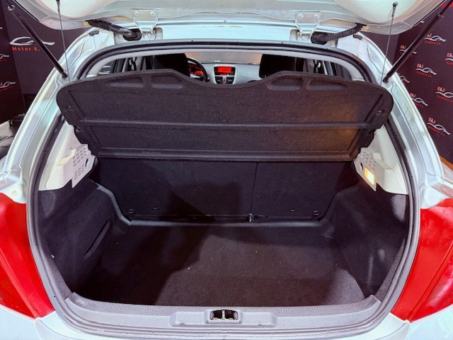 PEUGEOT 207 XT PACK