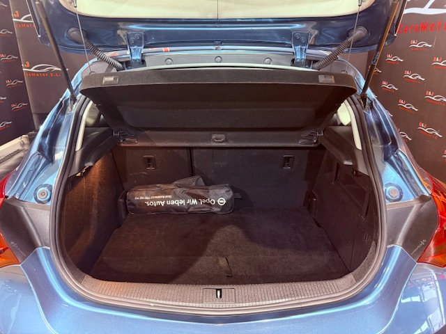 OPEL ASTRA 1.6 CDTi Excelence