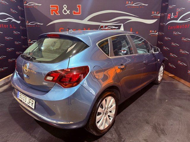 OPEL ASTRA 1.6 CDTi Excelence
